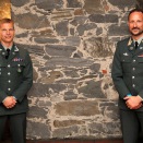 21. juni: Kronprins Haakon deltar på Veterankonferansen og samtaler med veteran Thor Andreas Kårsten på Akershus Festning. (Foto: Thorbjørn Kjosvold)